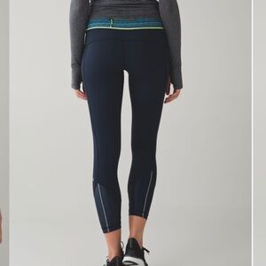 Lululemon Pace Queen Tight *Full-On Luxtreme Naval Blue - Size 6